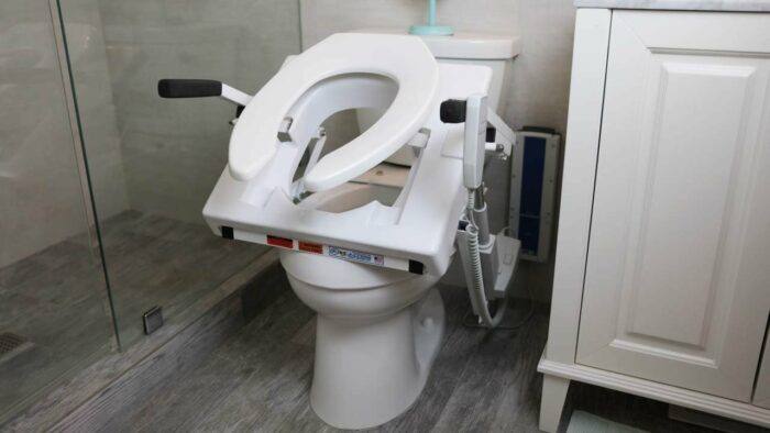 TILT® TOILET INCLINE LIFT