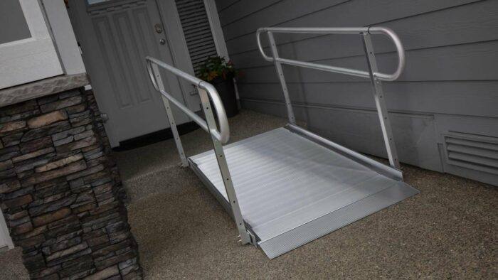 GATEWAY™ 3G Solid Surface Portable Ramp